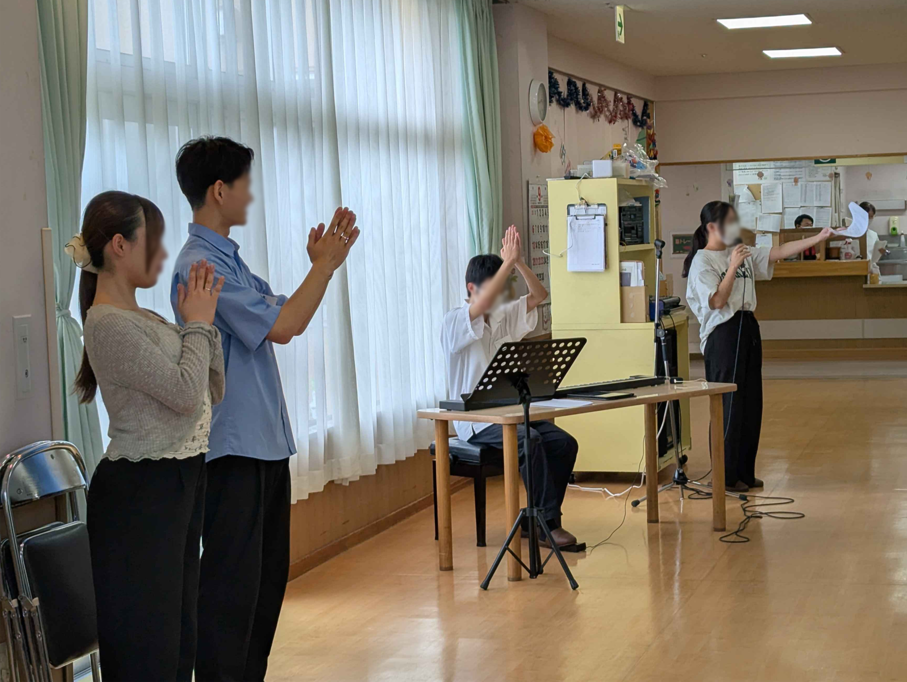 訪問演奏